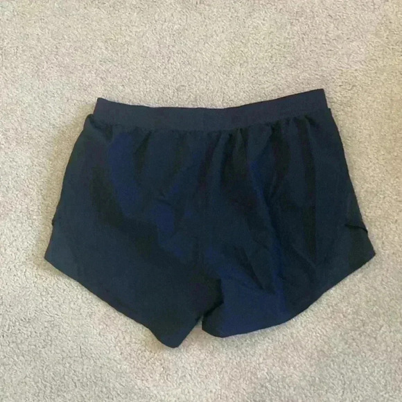 Under armour black athletic shorts in size small - Picture 3 of 4